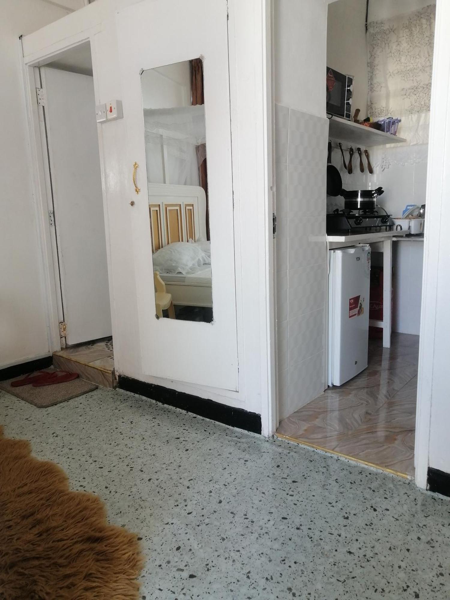 Apartamento Neighbourly Nest Mombasa Habitación foto